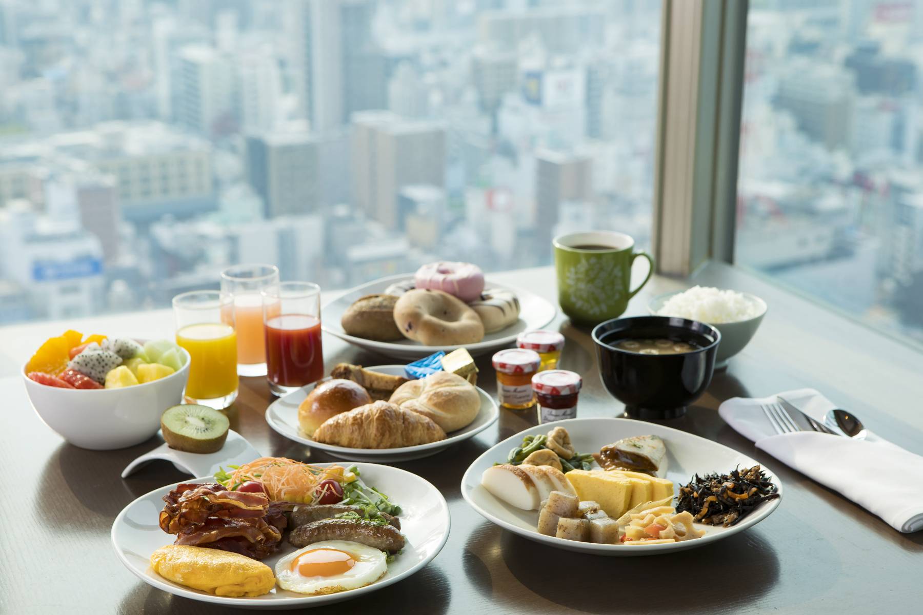 スイスホテル南海大阪 アドバンスセーバー朝食付き