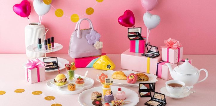 joyful-party-an-afternoon-tea-with-mary-quant