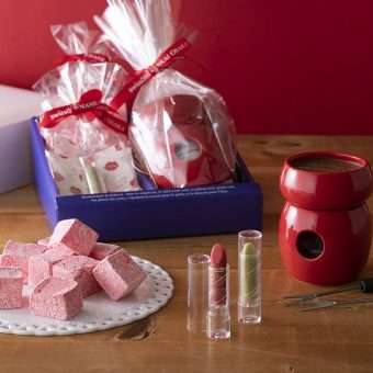 swiss-gourmet-valentine-gift-box