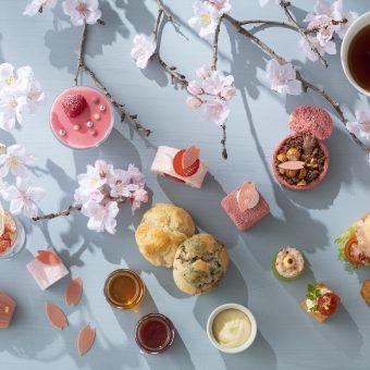 the-lounge-mar-apr-sakura-afternoon-tea-set-strawberry-cocktails