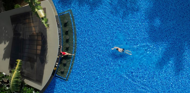 movenpick-boracay-swimming-pool-2