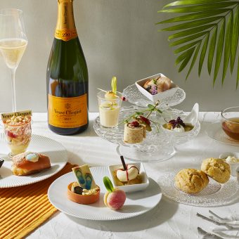 the-lounge-summer-afternoon-tea-with-veuve-clicquot