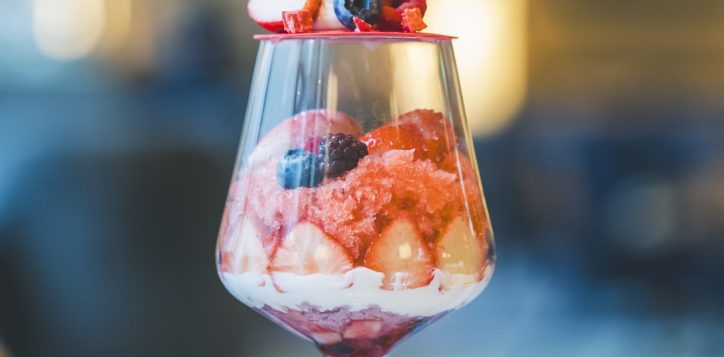 the-lounge_parfait-strawberry-2