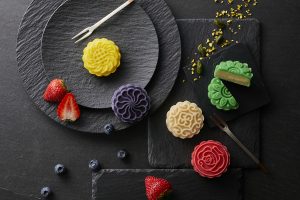 swiss-gourmet-special-moon-cheesecake